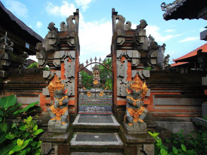 Gatra Ubud Inn Екстериор снимка