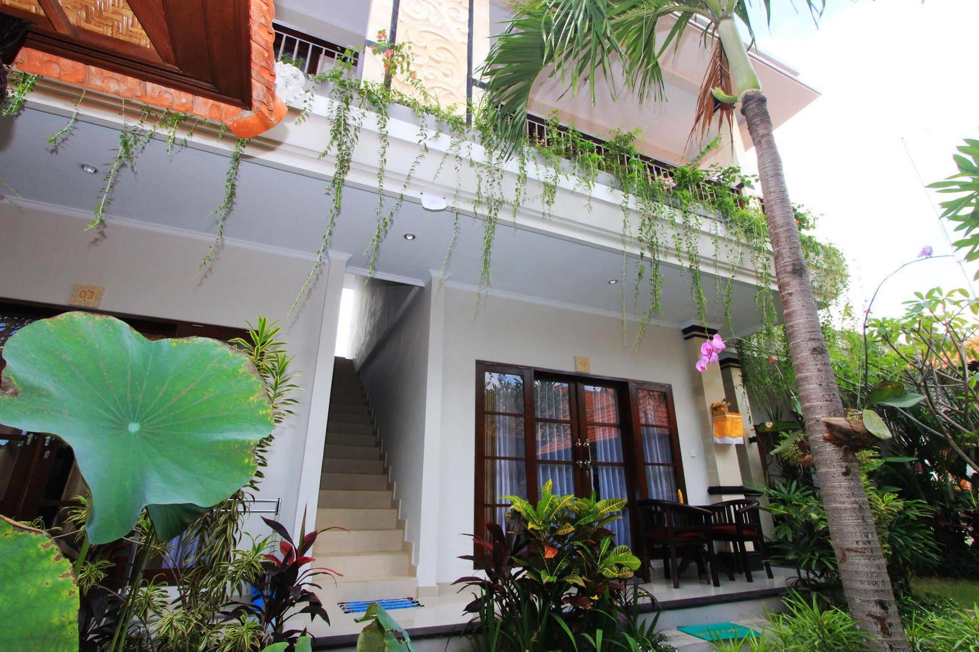 Gatra Ubud Inn Екстериор снимка