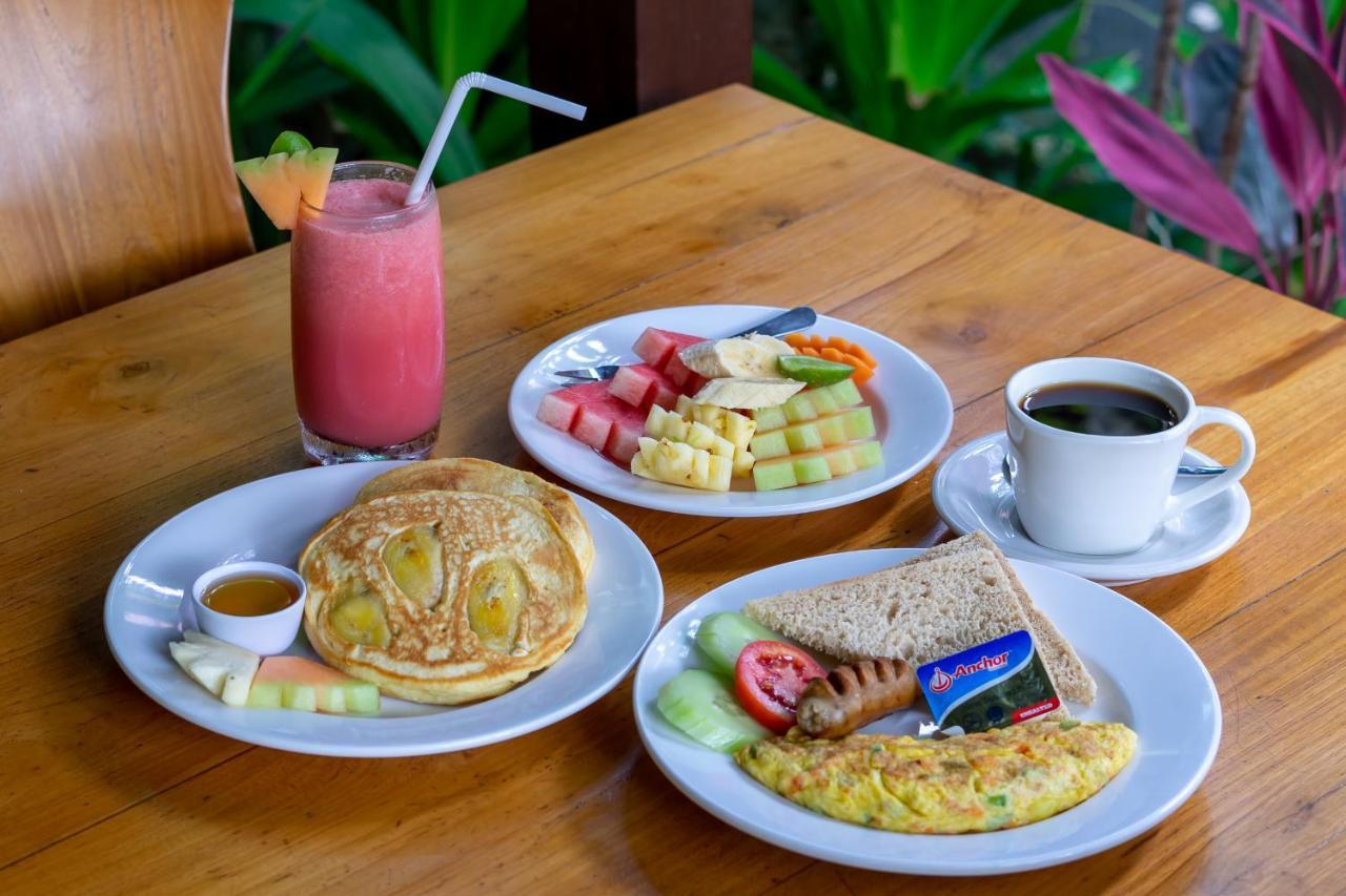 Gatra Ubud Inn Екстериор снимка