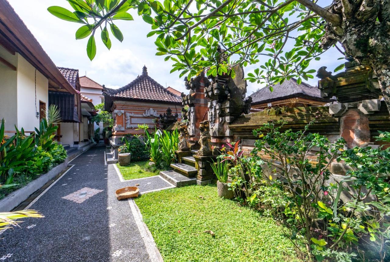 Gatra Ubud Inn Екстериор снимка