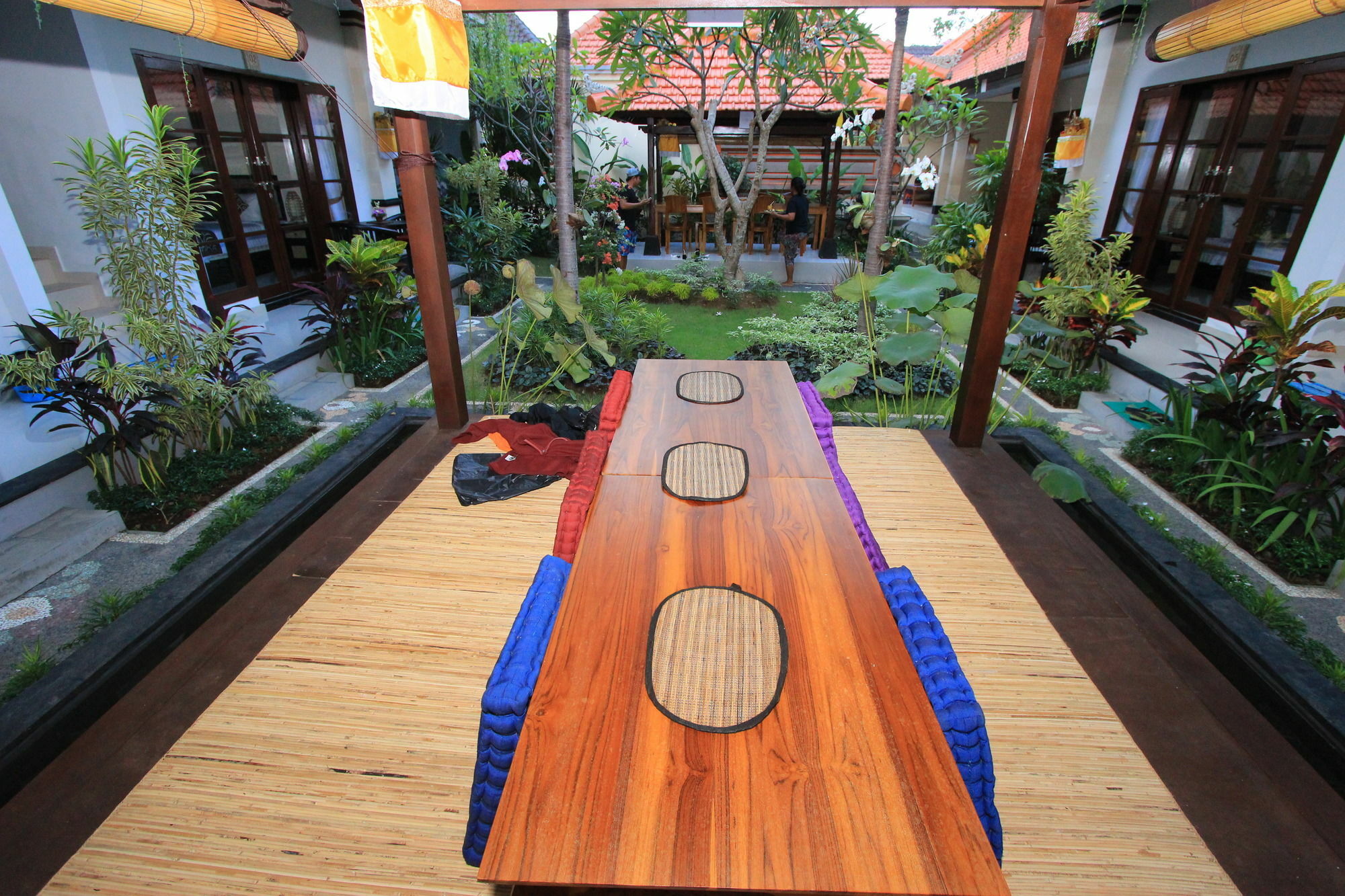 Gatra Ubud Inn Екстериор снимка